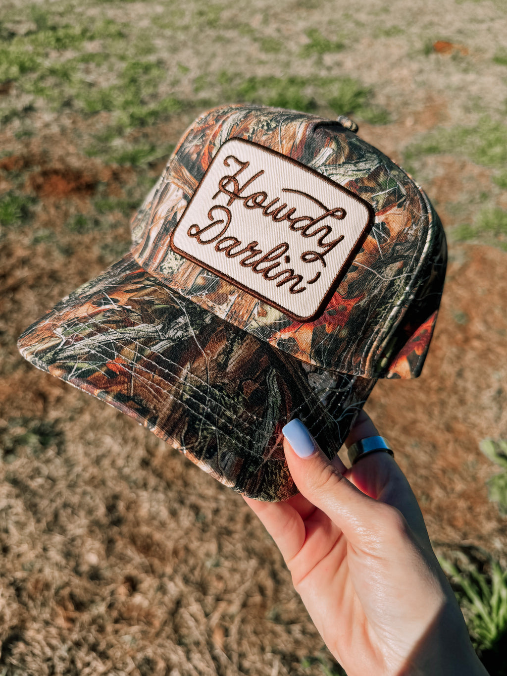 Howdy darlin camo cap
