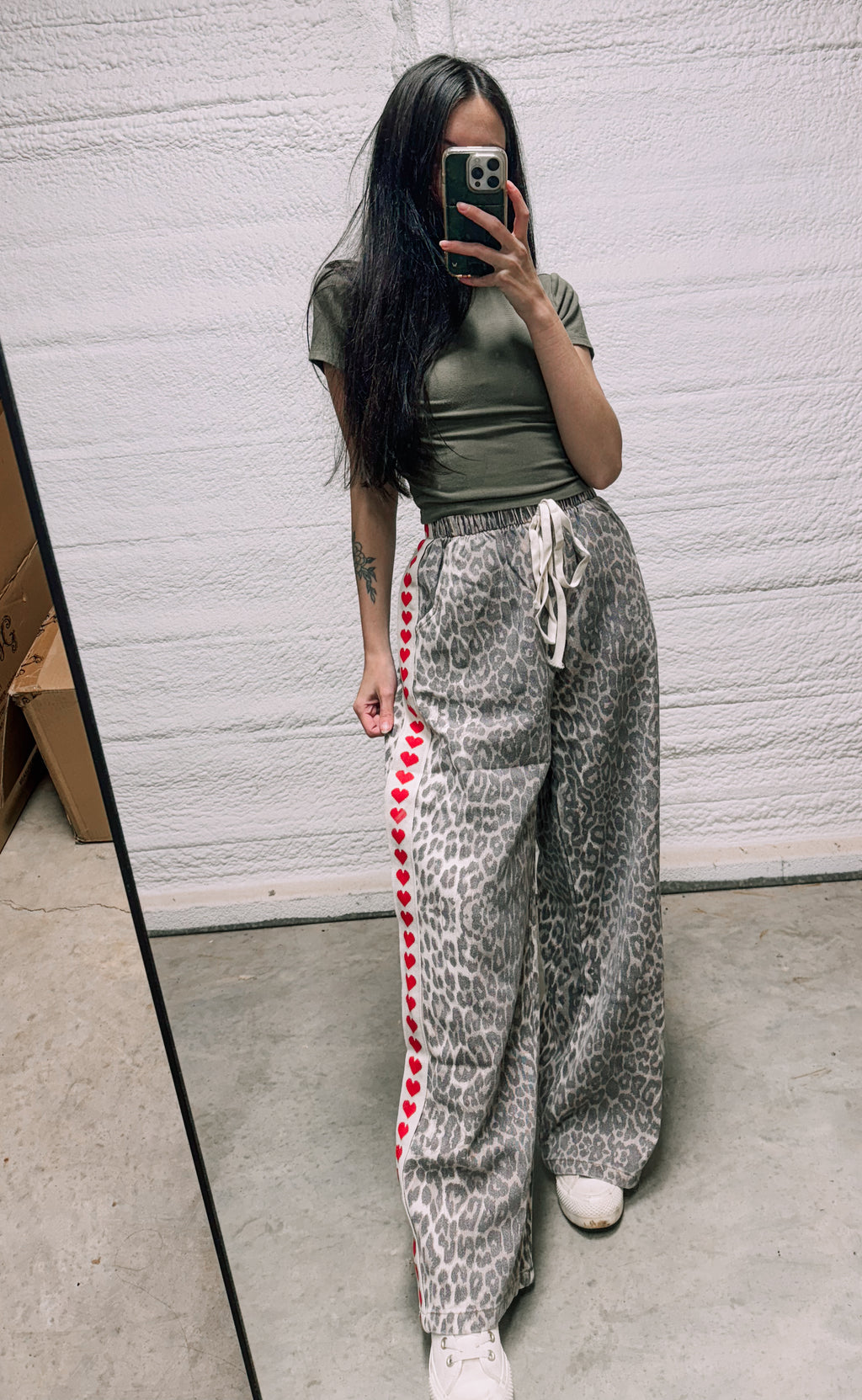Leopard Print Heart Side Stripe Sweatpants