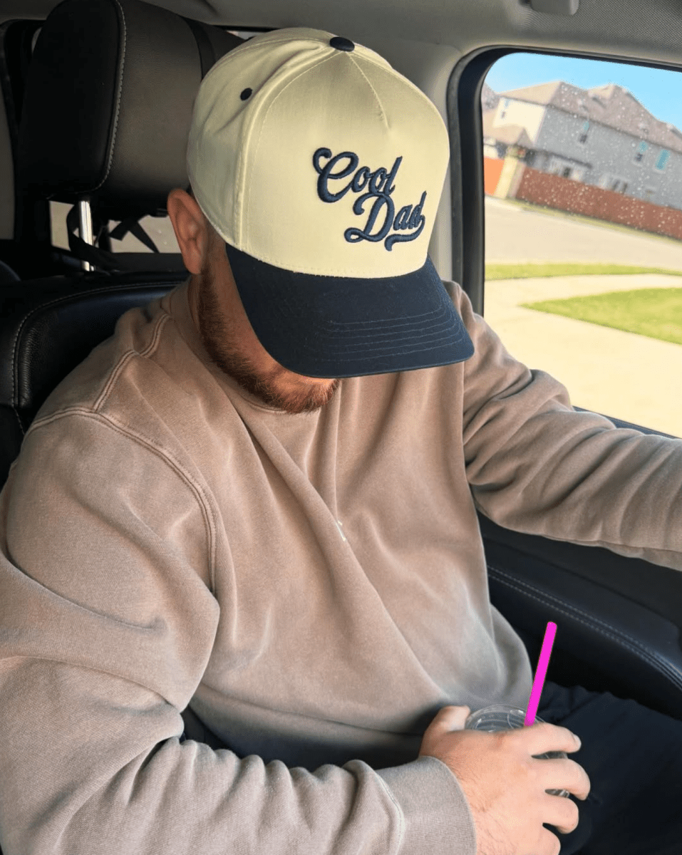 3D Embroidery 'Dad' Snapback Hat