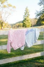 Howdy - Camo Vintage Crew-Neck Sweatshirt