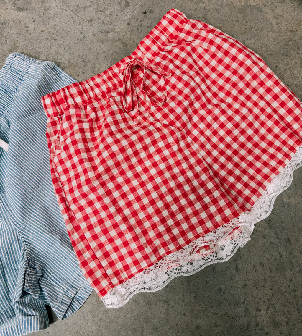 Gingham Plaid Tie Lace Patchwork Hem Shorts