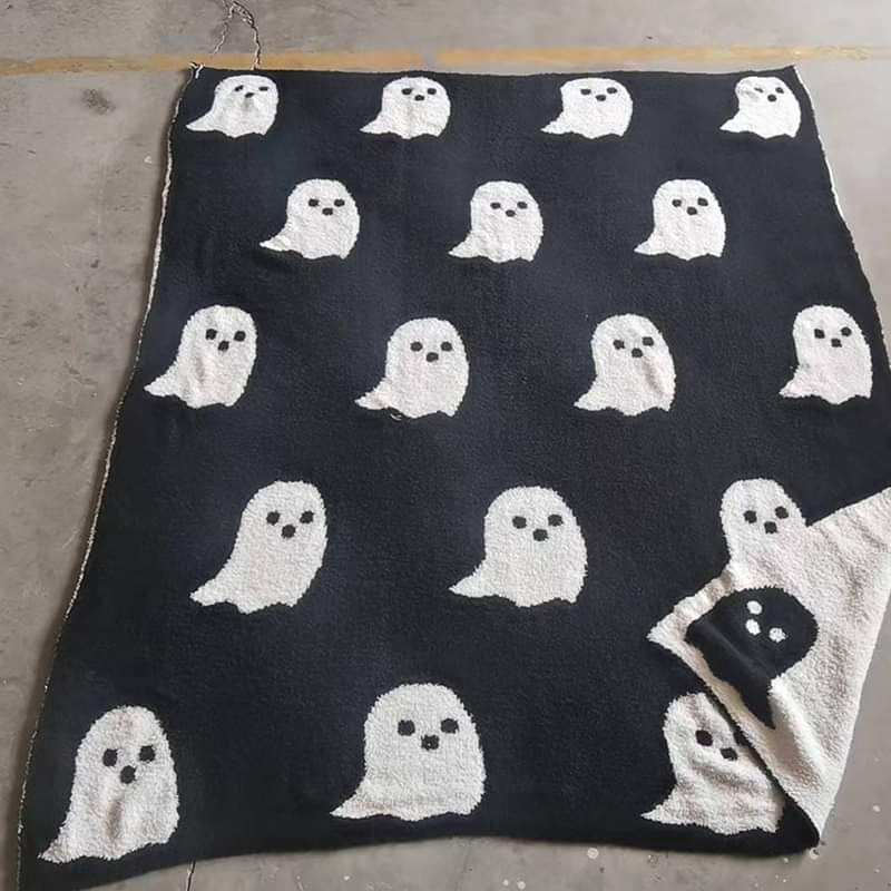 Black ghost blanket