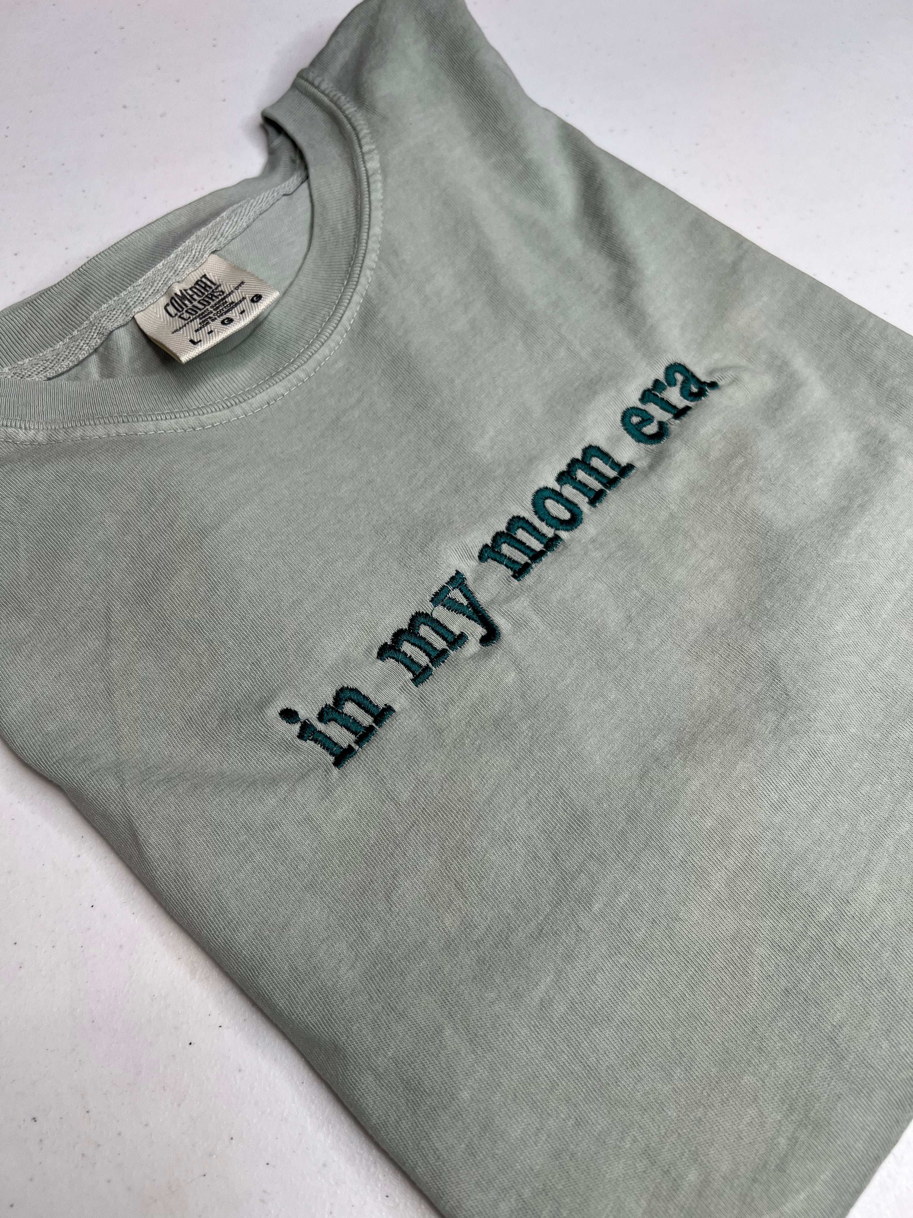 In my mom era bay comfort color tee emerald green thread