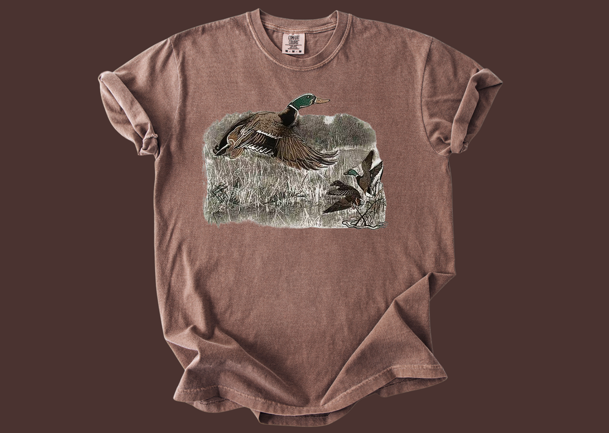 Vintage mallard duck hunting graphic tee and crewneck wholesale